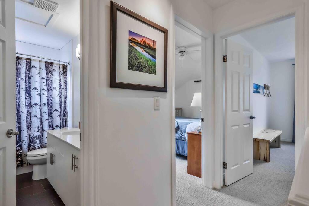 Big Mountain Views - Bright 2-Story Corner Unit Apartment Canmore Exterior foto